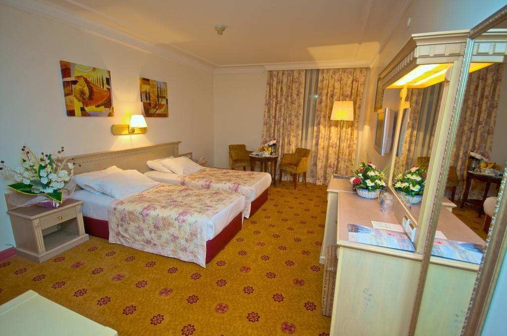 Grand Medya Hotel Istambul Extérieur photo